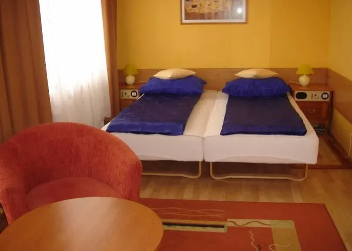 Goscinne Akropol Bed & Breakfast *