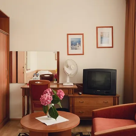 Goscinne Akropol B&B *