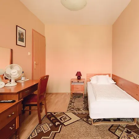 Goscinne Akropol B&B 포즈난