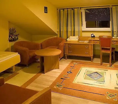 Pokoje Goscinne Akropol * بوزنان