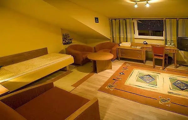 Goscinne Akropol Познань